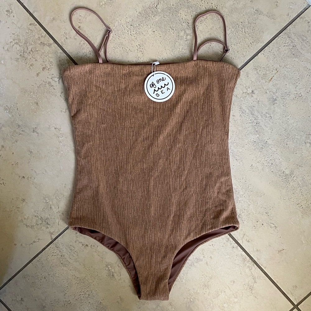 OOS | Camel Suit